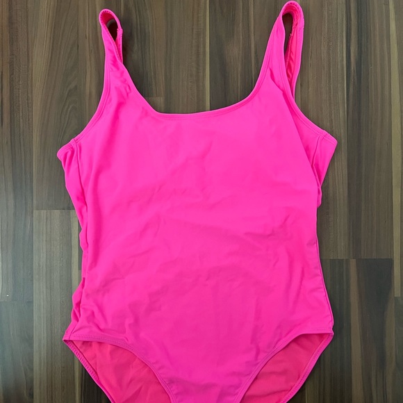 No boundaries Women’s bathing suit - Picture 2 of 5